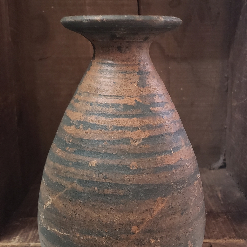 Decorative pottery